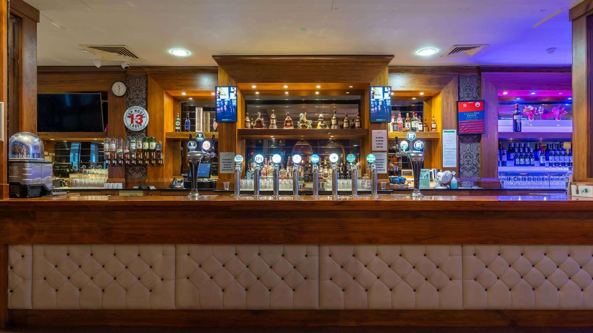 Green Isle Hotel, Dublin Clondalkin Exterior photo