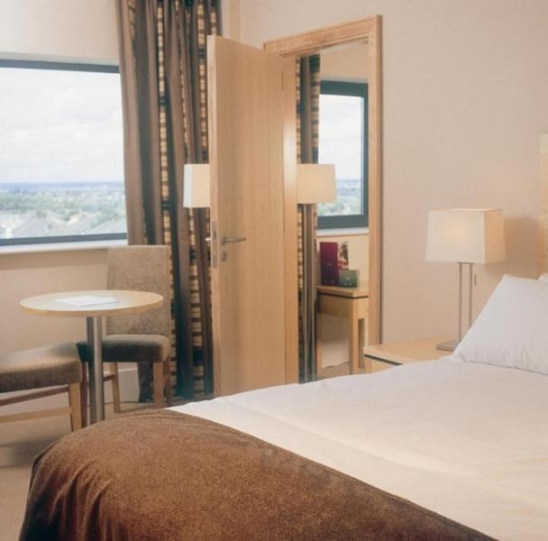 Green Isle Hotel, Dublin Clondalkin Room photo