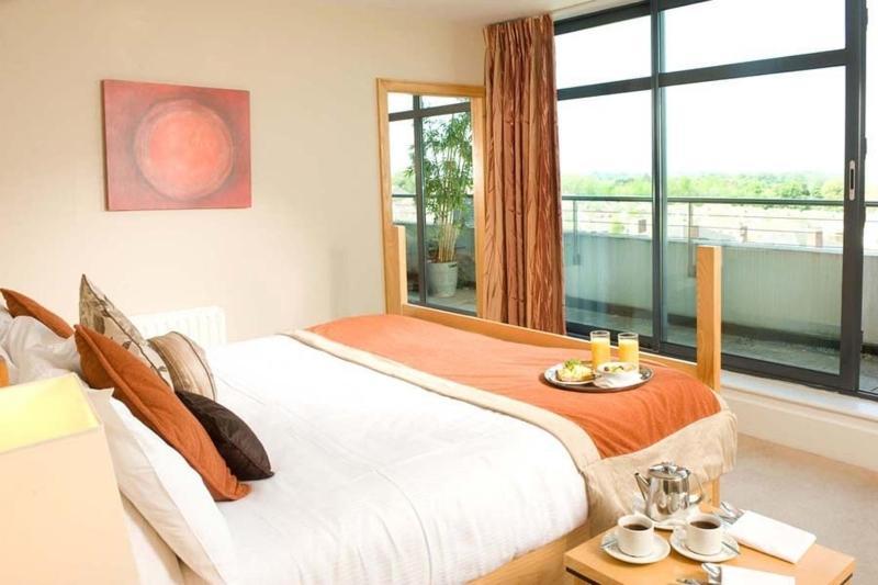 Green Isle Hotel, Dublin Clondalkin Room photo